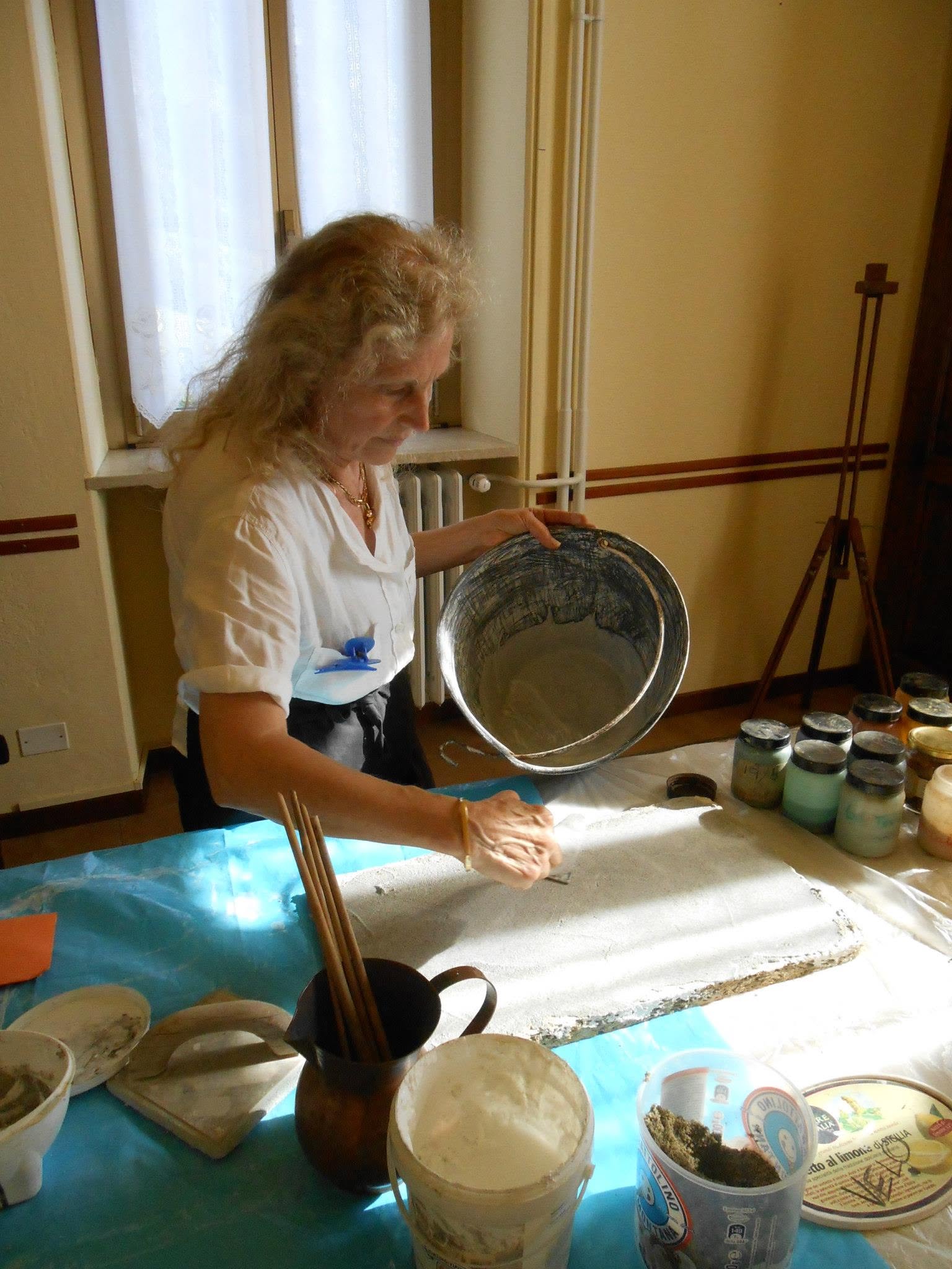 Mariella Convertini Arosio alla Scuola di Pittura e delle Arti Alessandro Conti